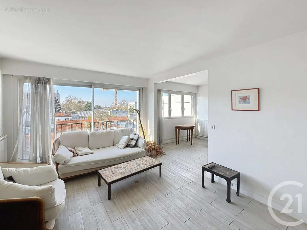 Appartement à GARCHES