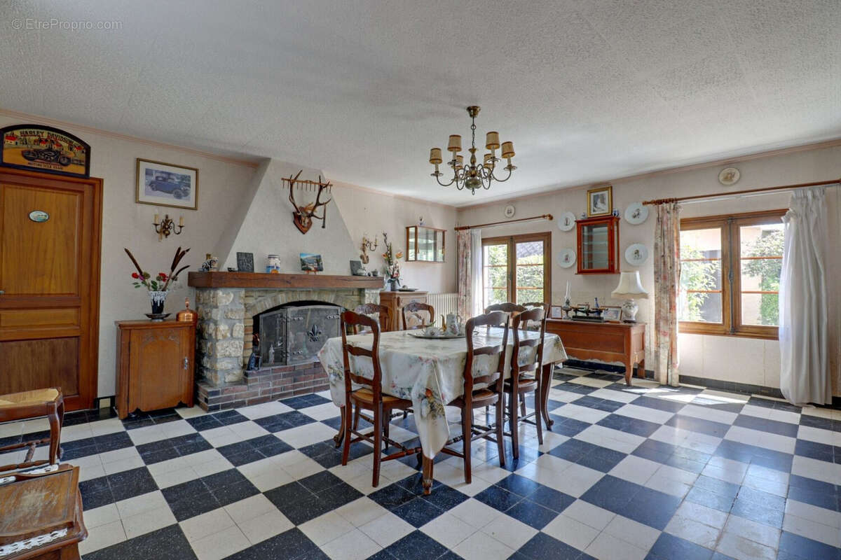 Maison à MAINTENON