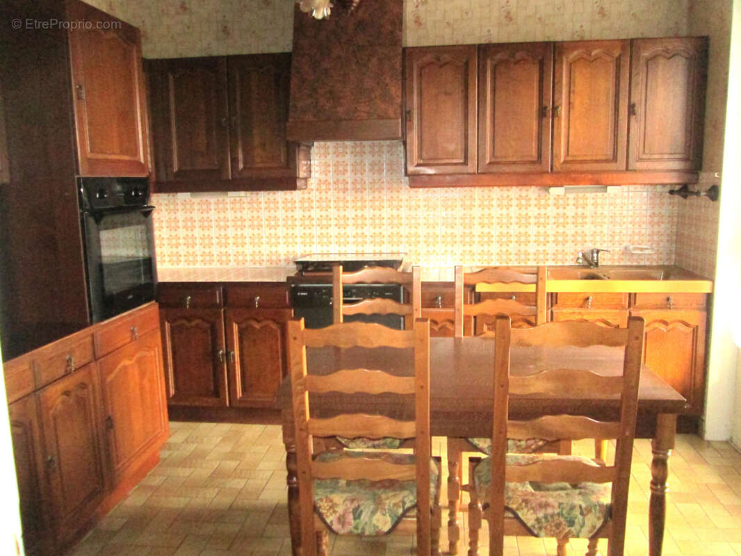 Maison à LUXEUIL-LES-BAINS