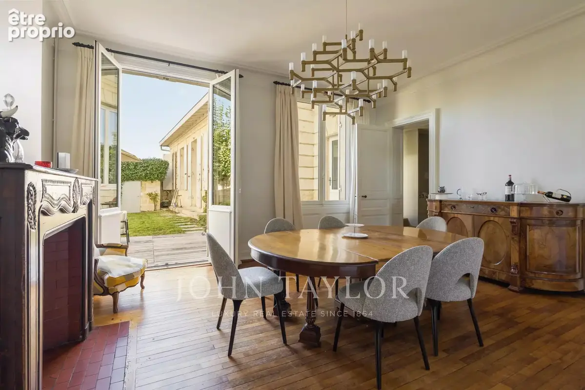 Élégante maison familiale avec jardin et box – Bordeaux Judaïque / Saint-Seurin - John Taylor Bordeaux - photo 4