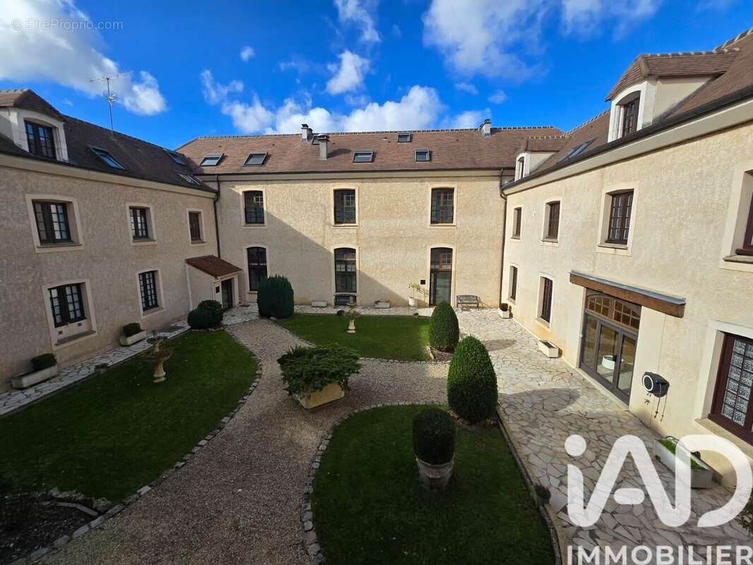 Photo 9 - Appartement à ROCHEFORT-EN-YVELINES