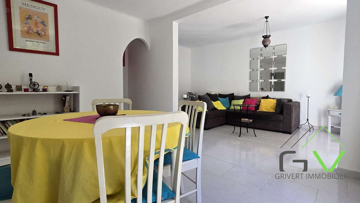 Maison à NIMES