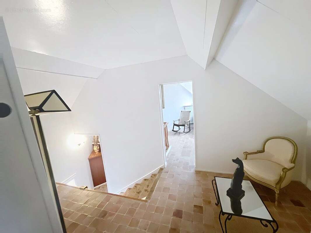 Maison à CHAMOUILLE