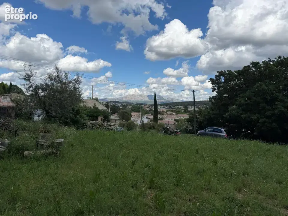 Terrain 900 m² à Gardanne  - photo 3