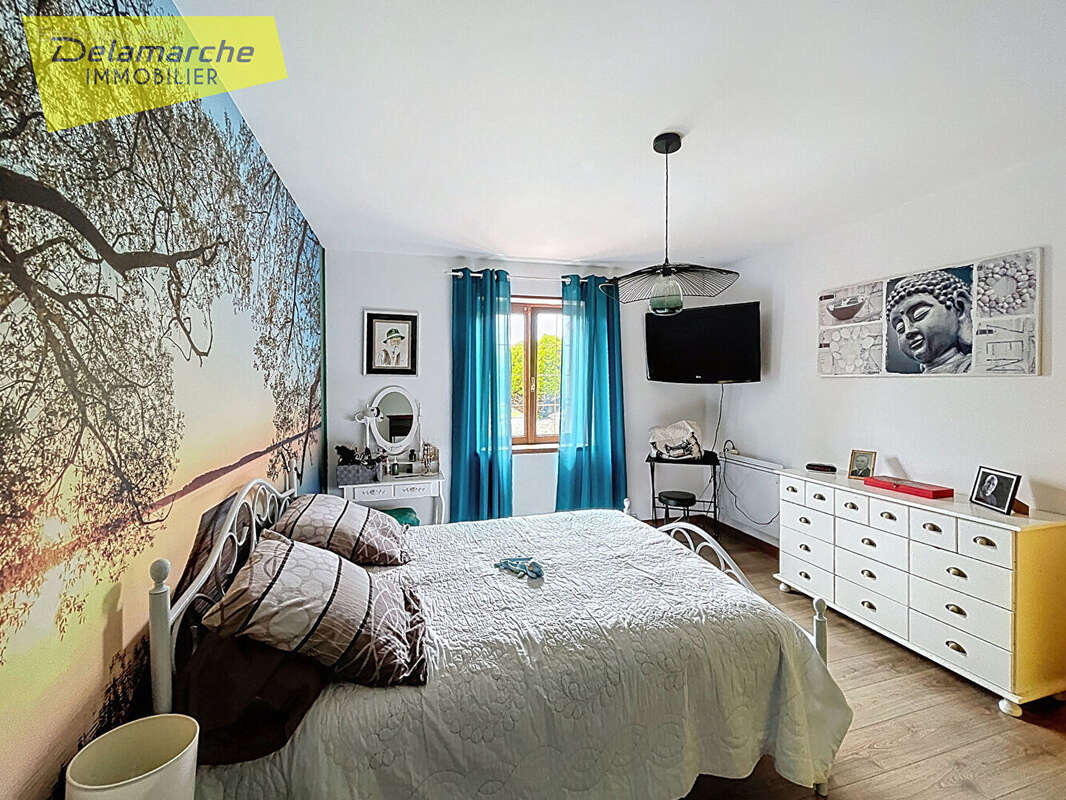 Maison à SAINT-JEAN-DES-CHAMPS