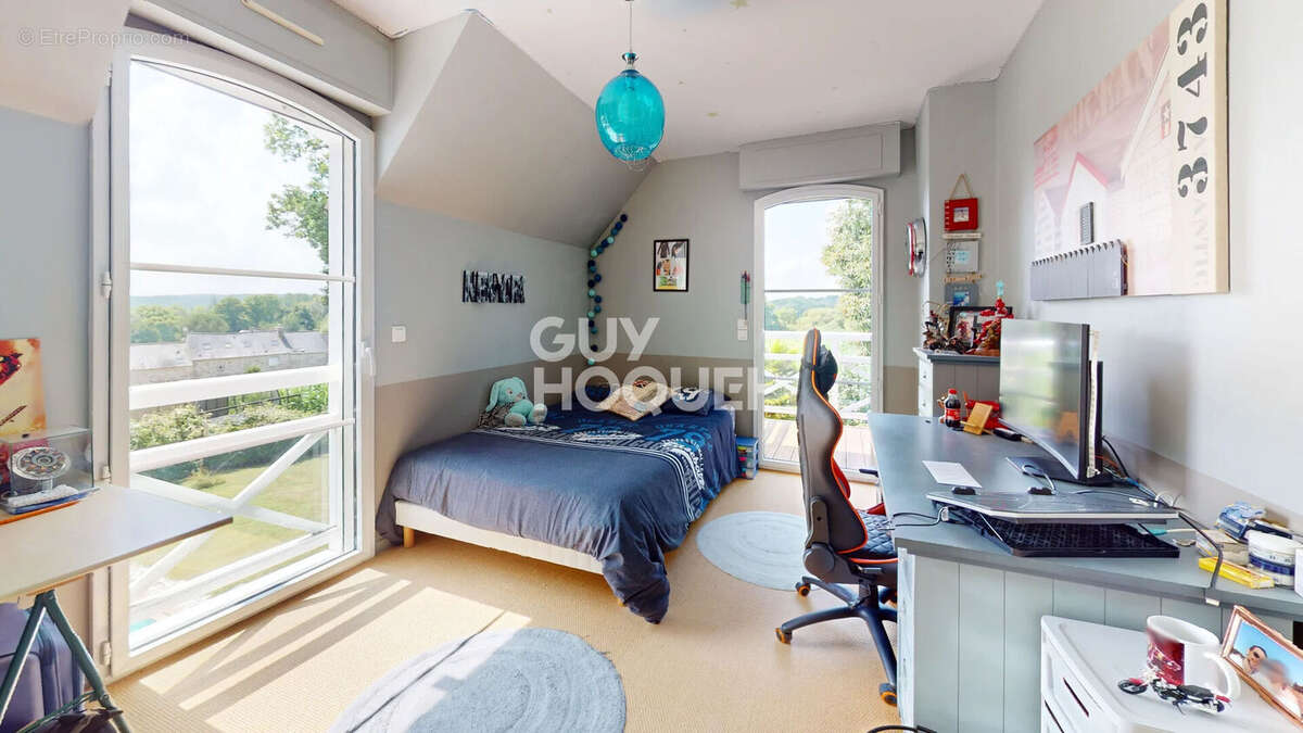 Maison à PLOUER-SUR-RANCE