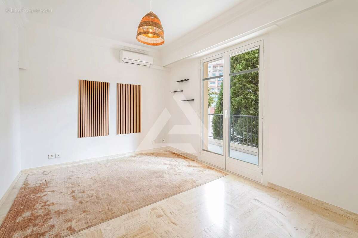 Appartement à CAP-D'AIL