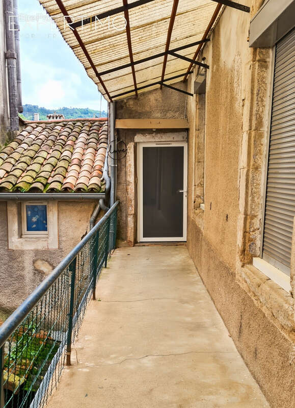 Appartement 104 m2 plein centre village, 3 chambres - photo 10