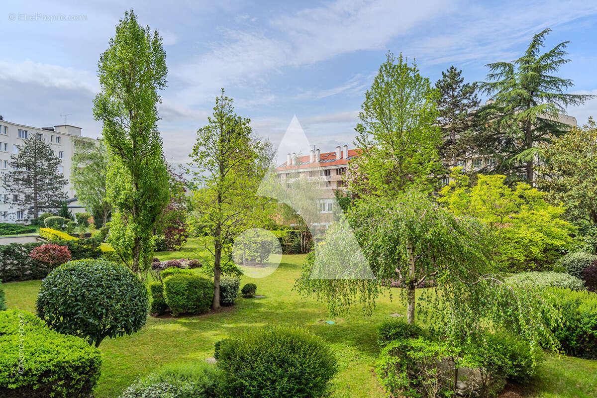 Appartement à SAINT-MAUR-DES-FOSSES