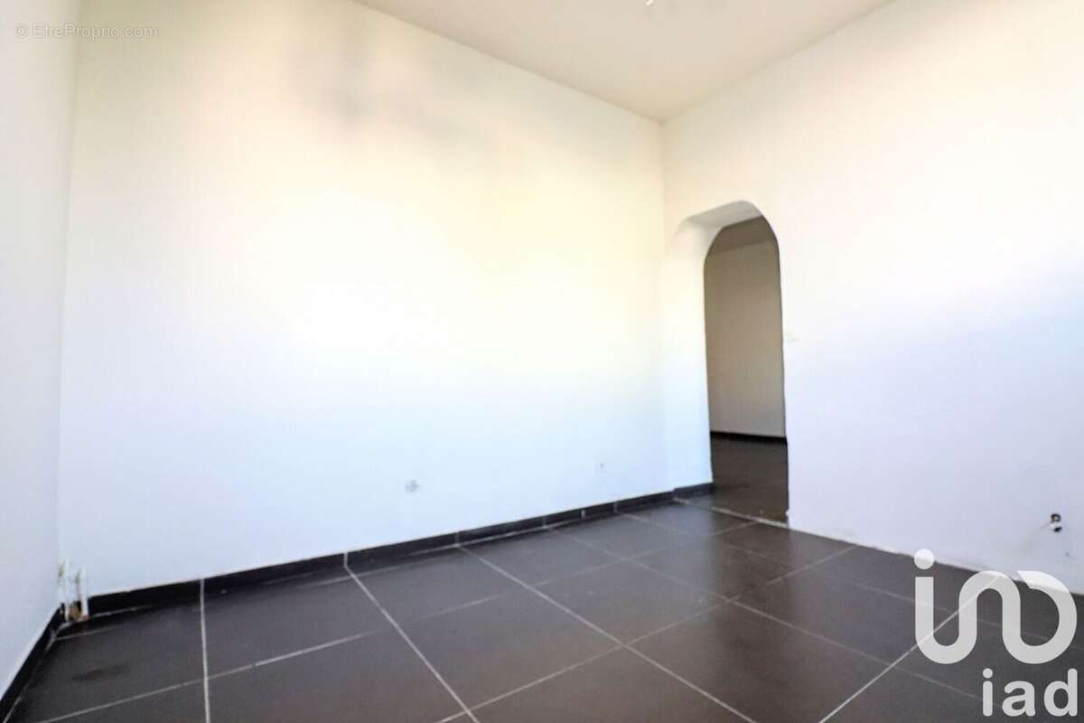 Photo 9 - Appartement à LYON-8E