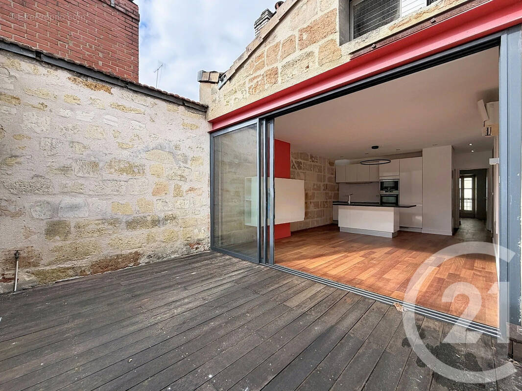Appartement à BORDEAUX