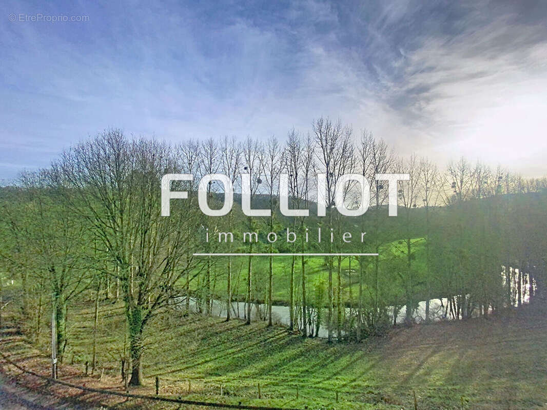 Maison à MENIL-HUBERT-SUR-ORNE