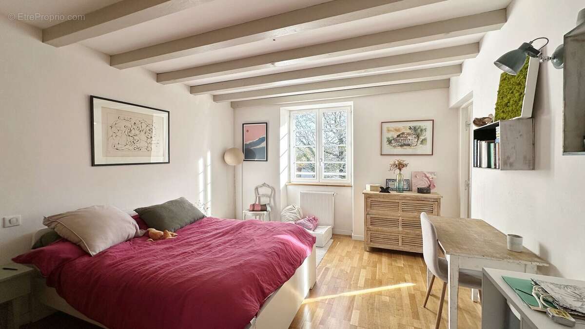 Maison à SAINT-MARTIN-DE-SEIGNANX