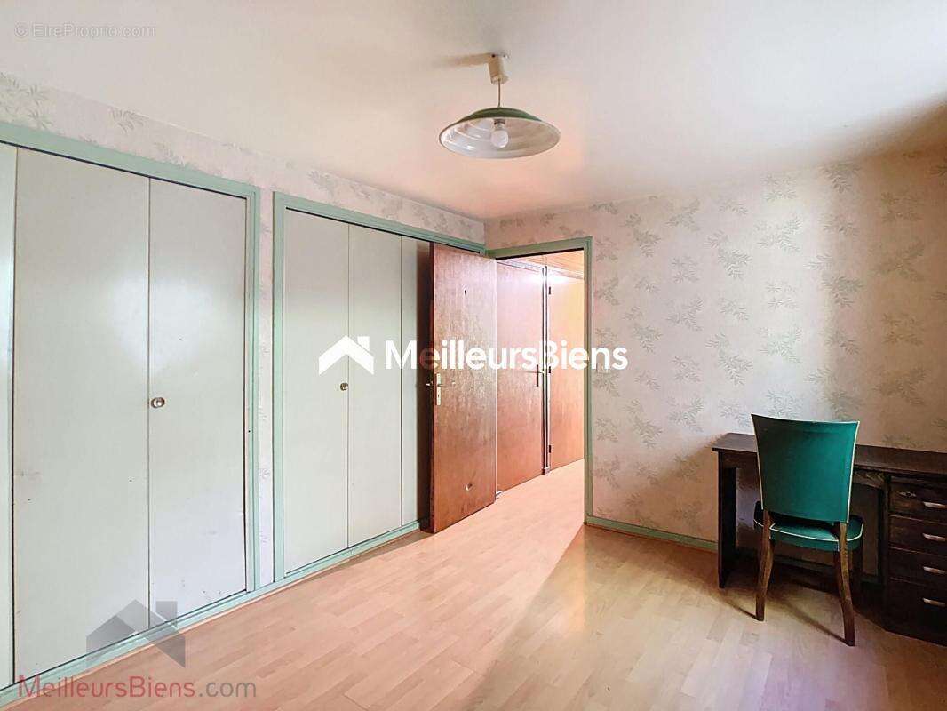 Appartement à JARRIER