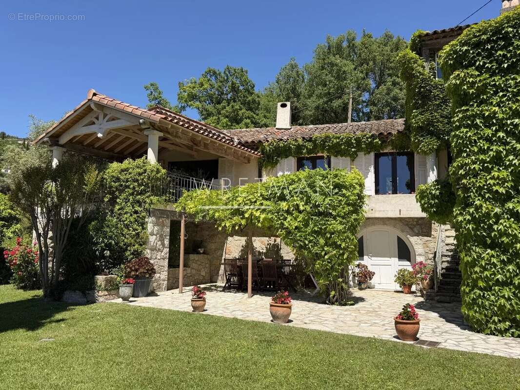 Maison à CALLIAN
