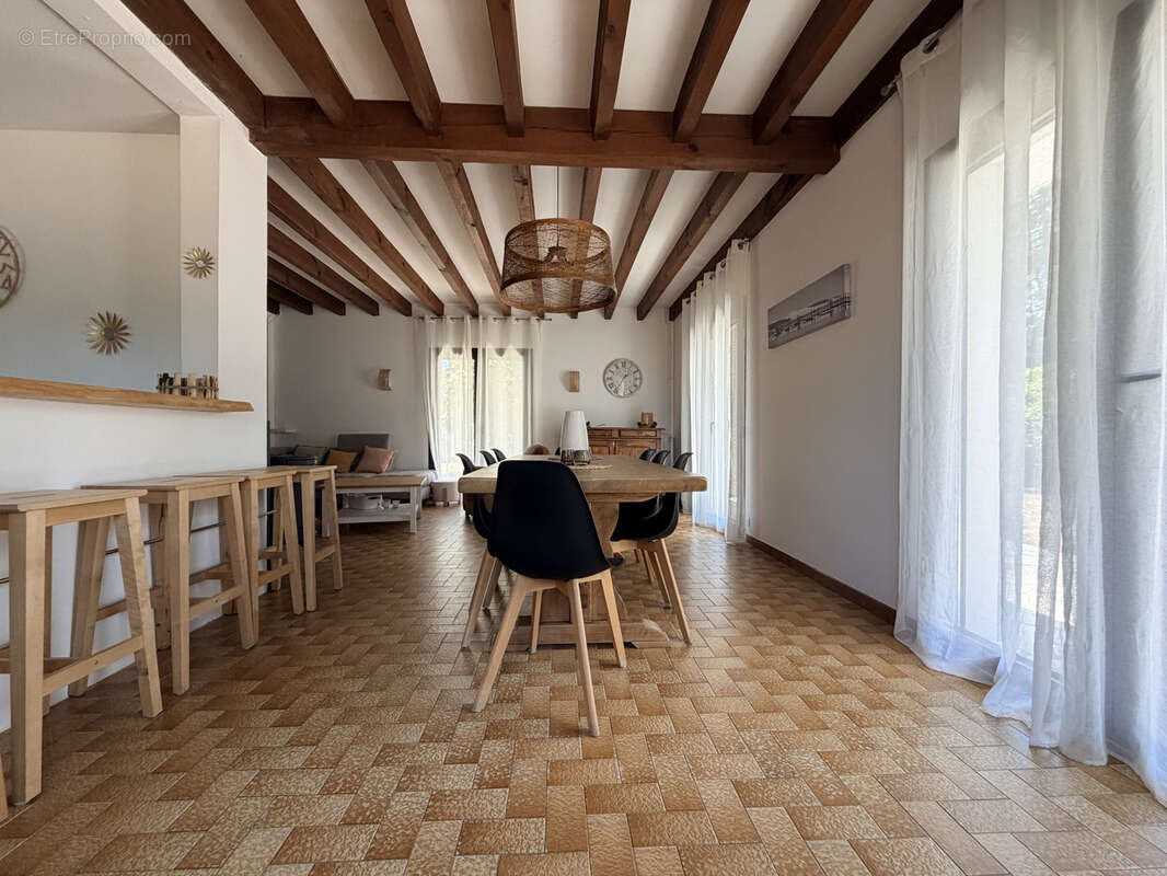 À seulement 3 km de Labrit   Maison de plain-pied alliant confort et modernité - photo 11