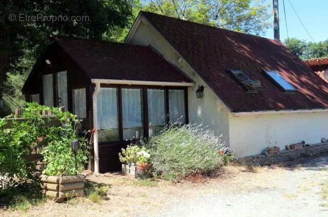 Maison idyllique au bord d'un lac avec gîtes - Haute Vienne - photo 15