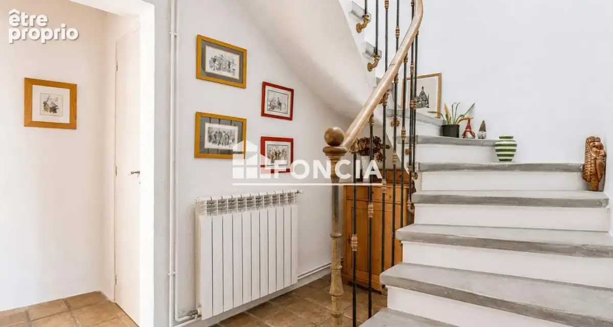 Mus – Maison de caractère , piscine intérieure, patio et cachet d'exception pour une T6 de 186 m² au calme absolu - photo 9
