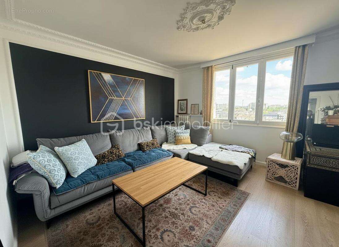 Appartement à SAINT-JACQUES-DE-LA-LANDE