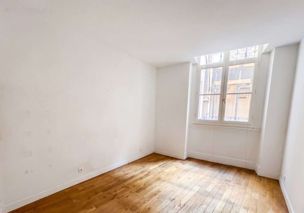 Appartement à LYON-1E