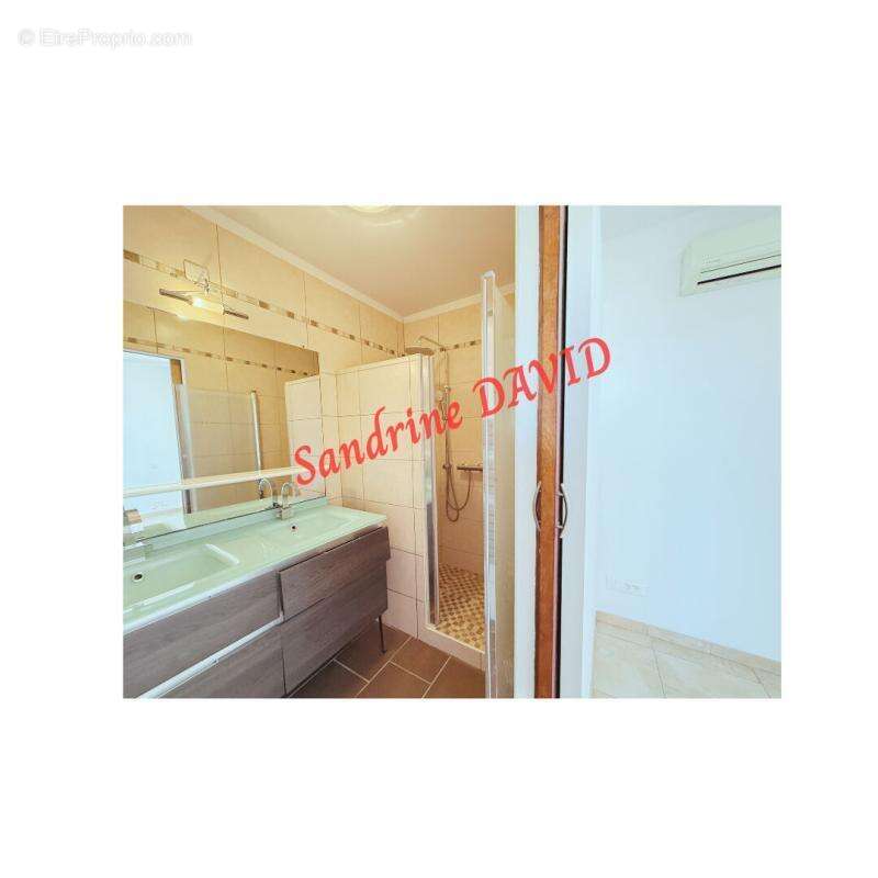 Appartement à PORT-SAINT-LOUIS-DU-RHONE