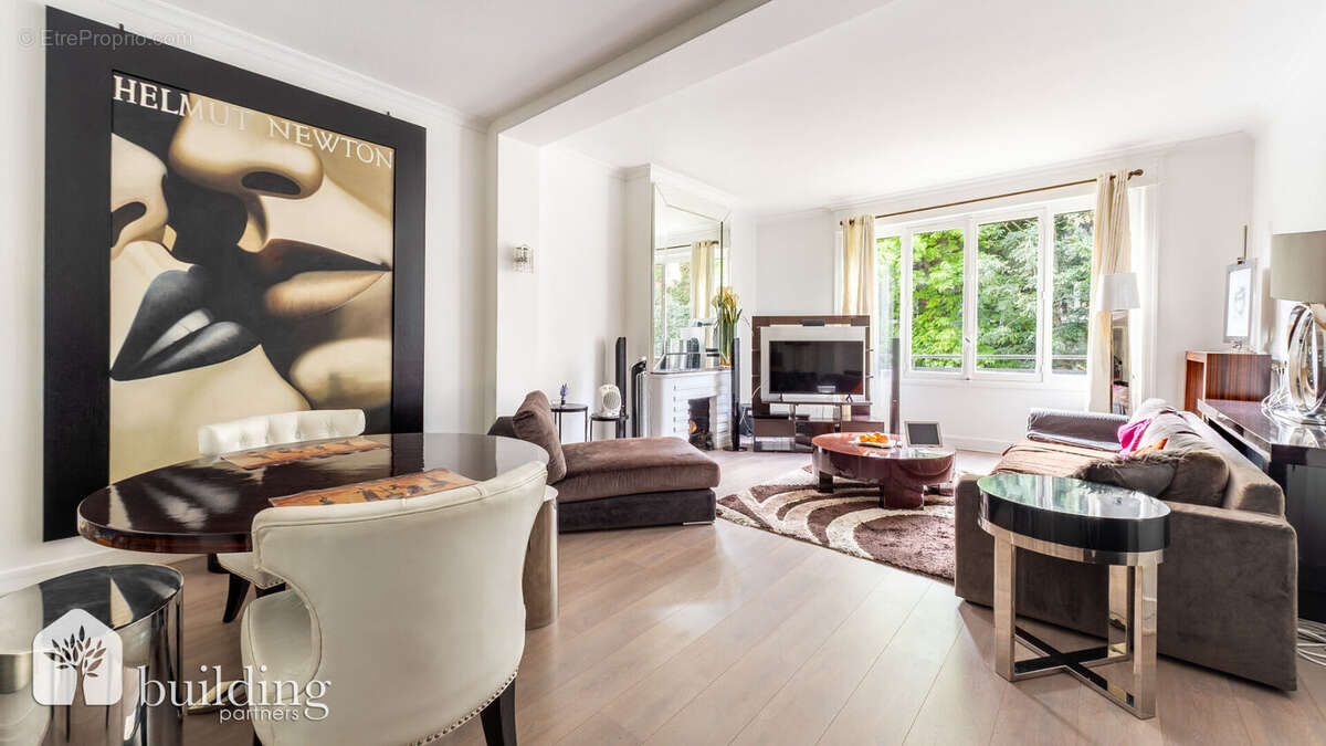 Appartement à NEUILLY-SUR-SEINE