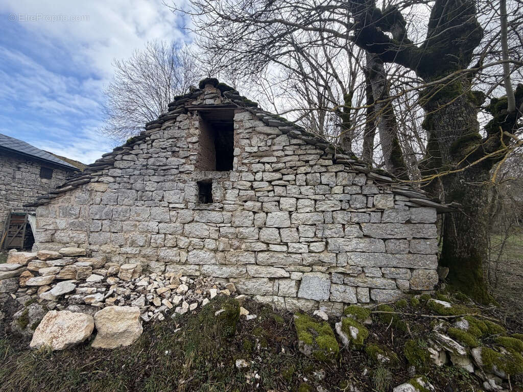 Maison à LAVAL-DU-TARN