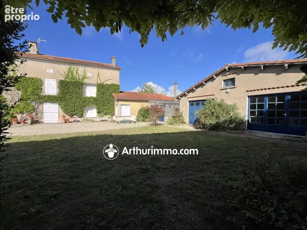 Vente Maison Villiers-couture(17510) 137 000ï¿œ - photo 2