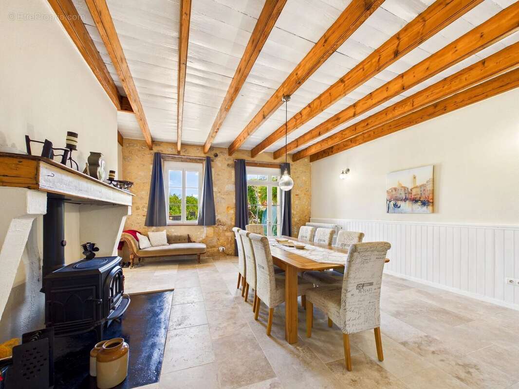 Maison à ISSIGEAC