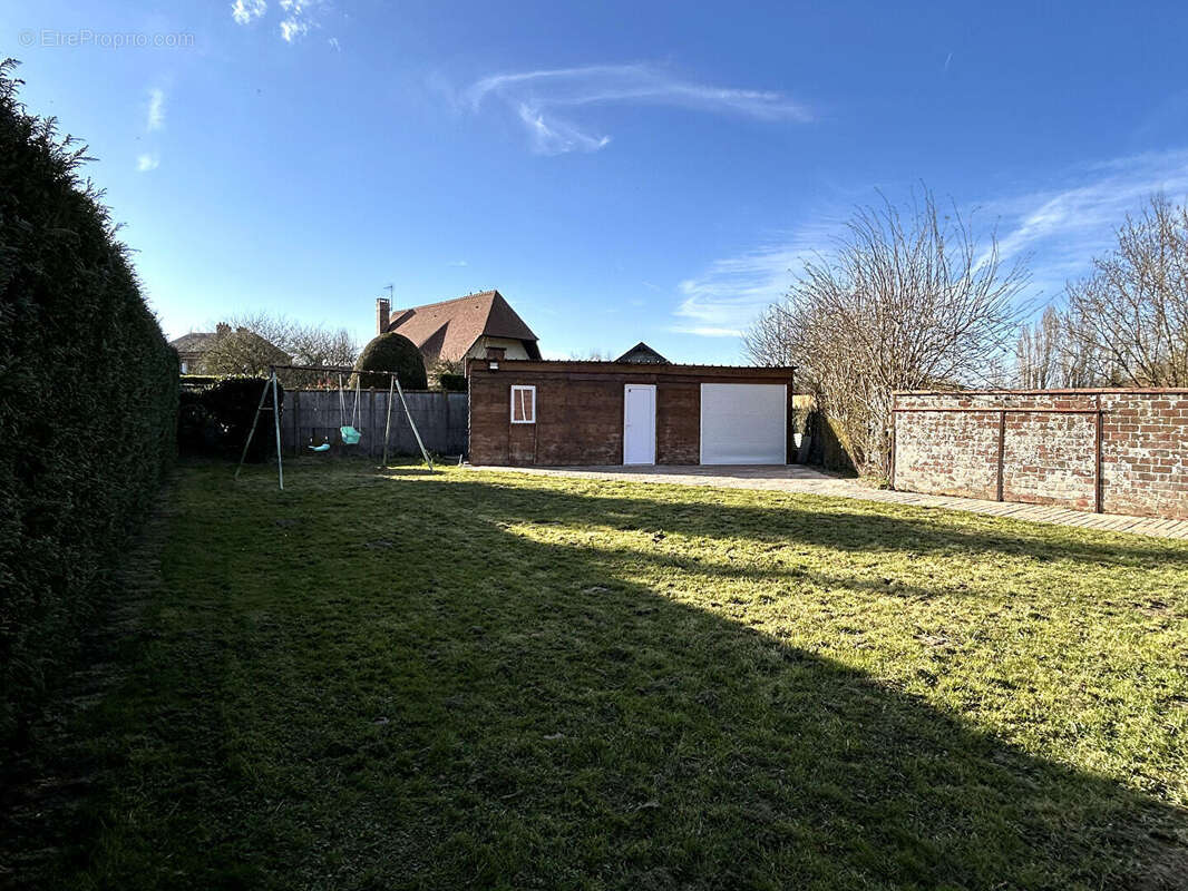 Maison à LONGCHAMPS