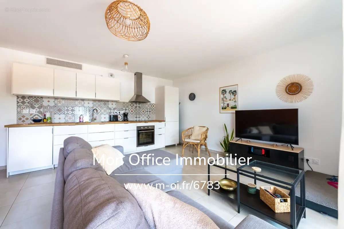 Appartement à EGUILLES