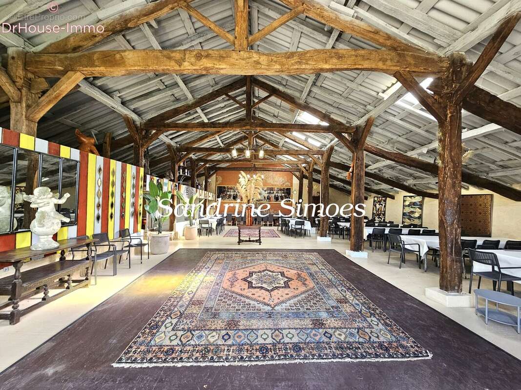 Maison à MONTMORILLON