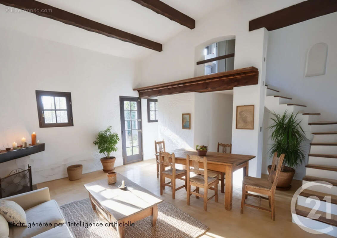 Maison à ROQUEFORT-LES-PINS