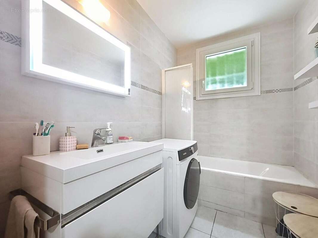 Photo 8 - Appartement à SAINT-ETIENNE