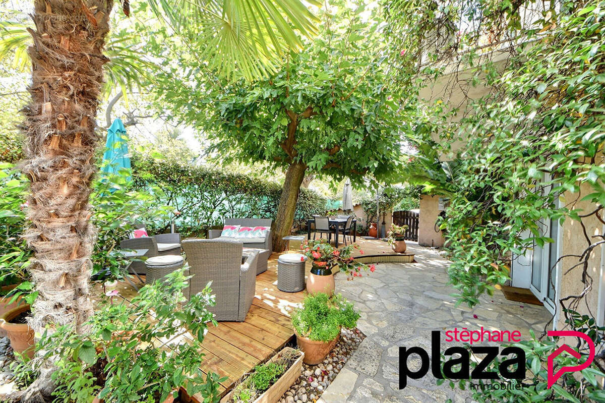 Maison à LA VALETTE-DU-VAR