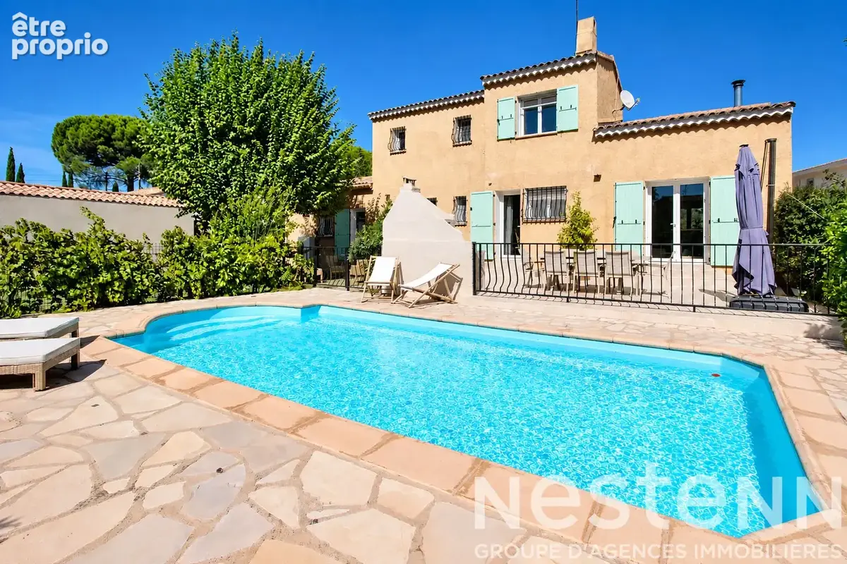 A VENDRE - Maison Vidauban 122 M² , 4 chambres, piscine, grand garage . - photo 14