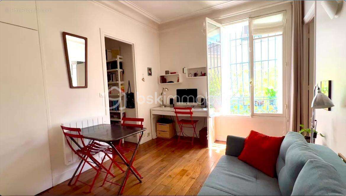 Appartement à PARIS-18E