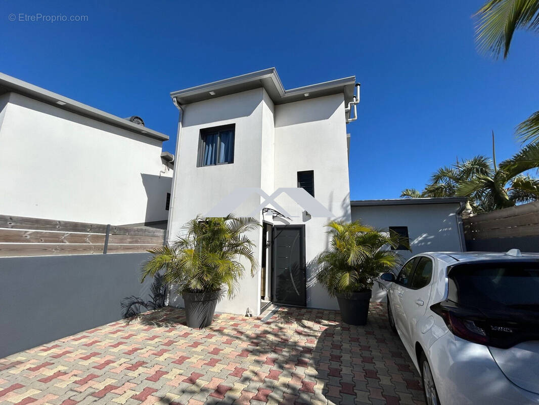 Maison à PETITE-ILE