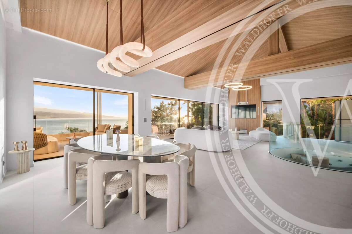 Maison à ROQUEBRUNE-CAP-MARTIN