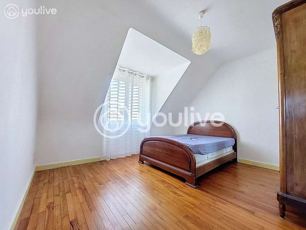 Maison à PLOUGUERNEAU