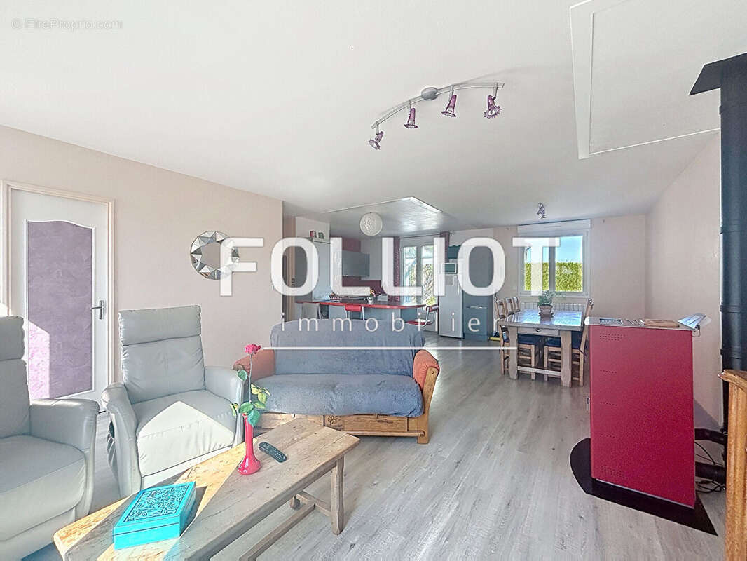 A VENDRE Maison 3 chambres de plain pied à La Bigne - photo 5