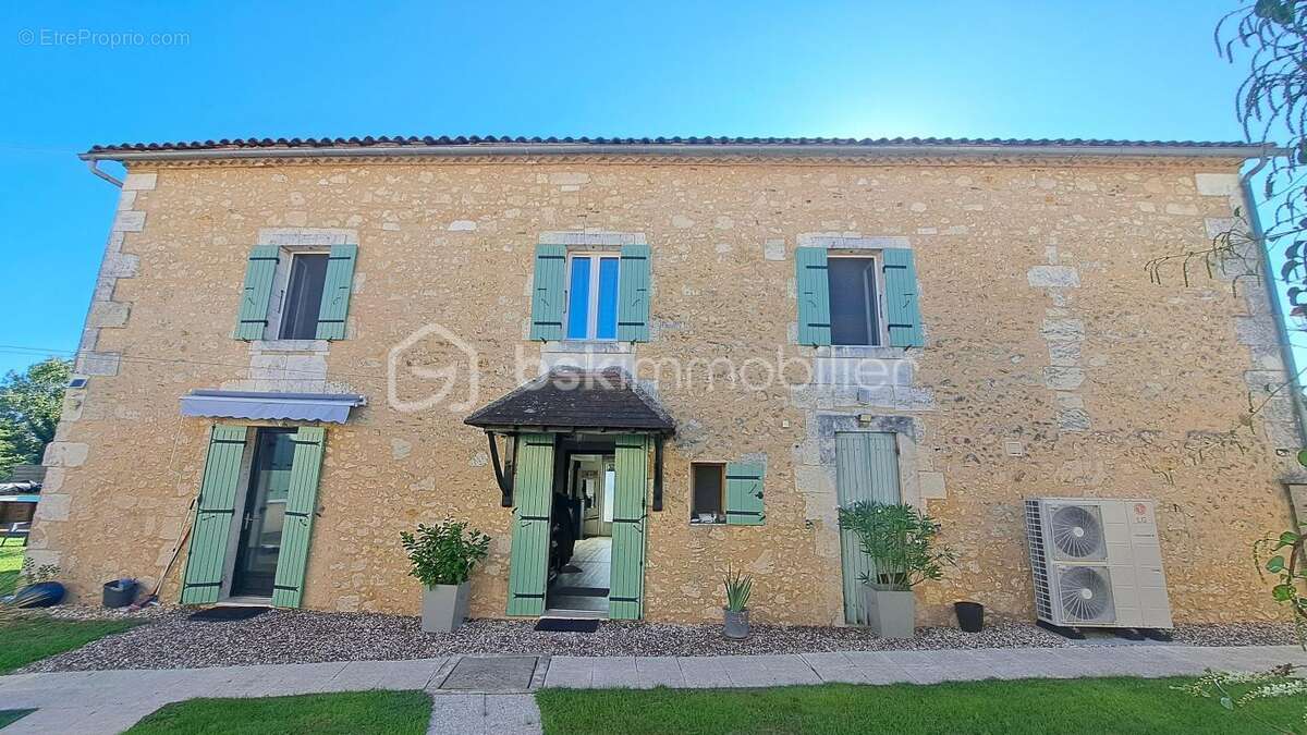 Maison à SAINT-MEDARD-DE-MUSSIDAN
