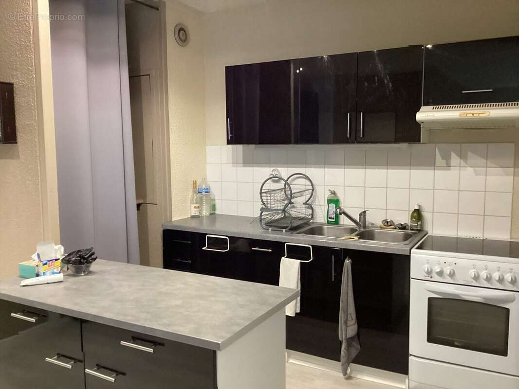 CUISINE EQUIPEE - Appartement à LE VERDON-SUR-MER