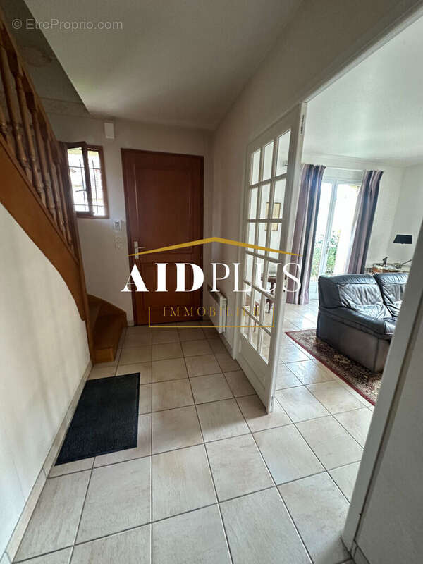 Maison à SAINT-PRIX