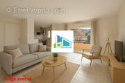 Appartement à LA ROQUE-D'ANTHERON