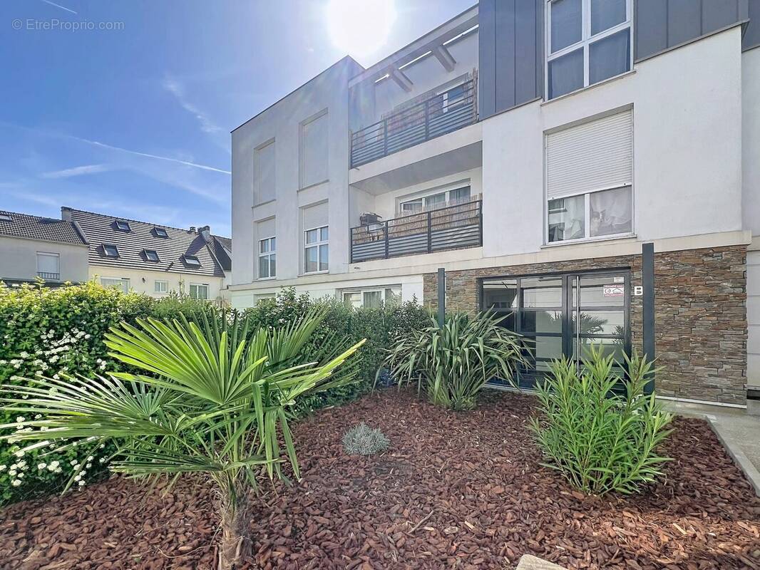 Appartement à CHENNEVIERES-SUR-MARNE