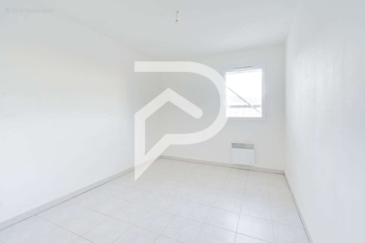 Appartement à MARSEILLE-9E