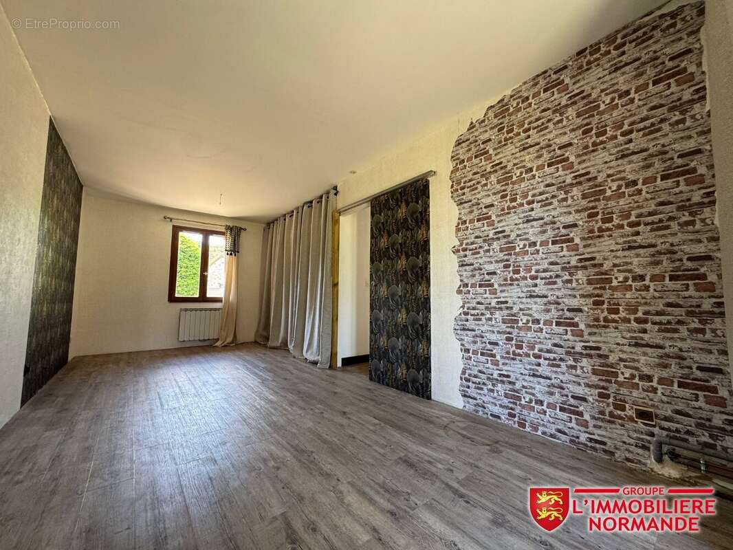 Maison à PACY-SUR-EURE