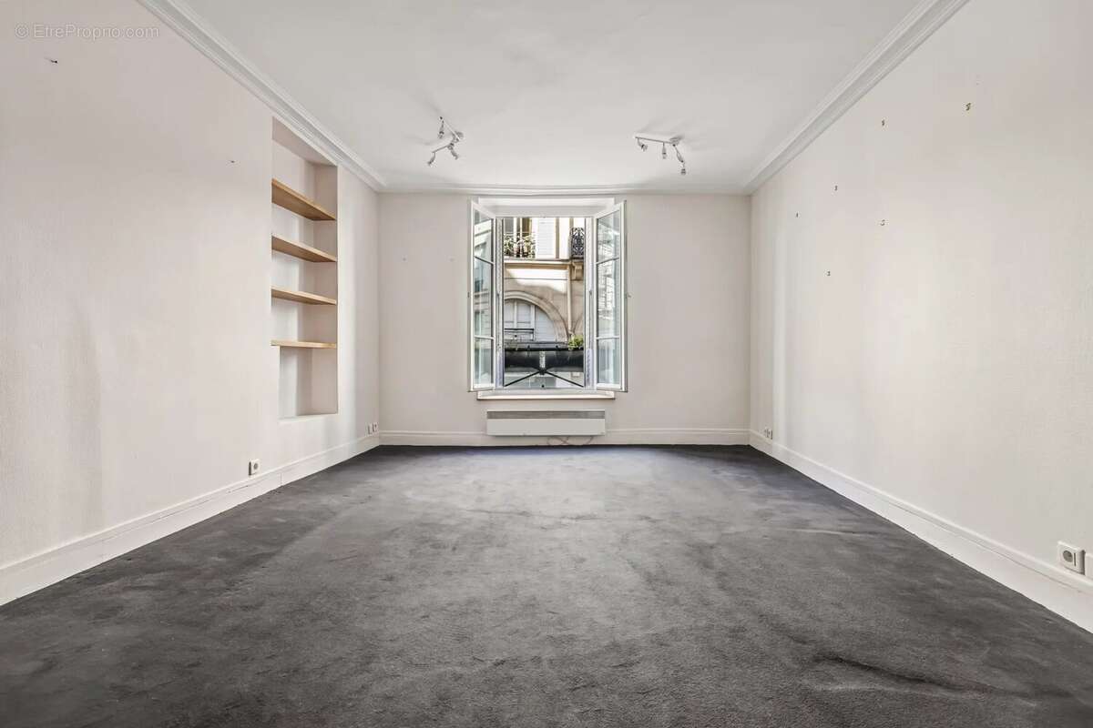 Appartement à PARIS-6E