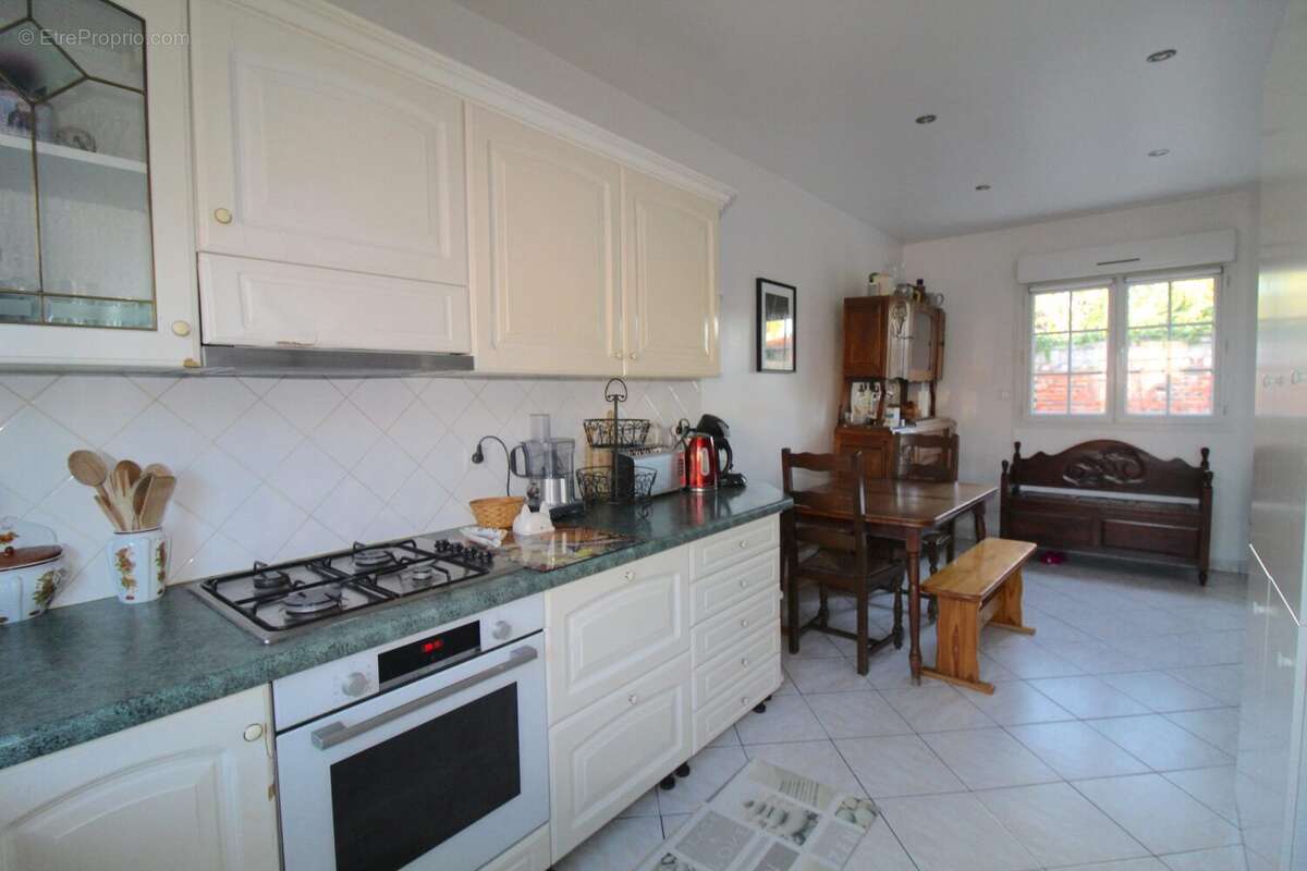 Maison à CHAMPIGNY-SUR-MARNE